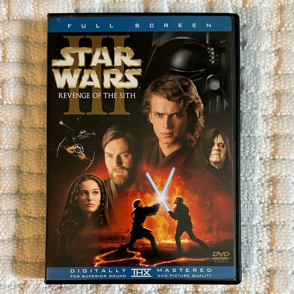 Star Wars Episode III: Revenge of the Sith DVD - Full Screen Version